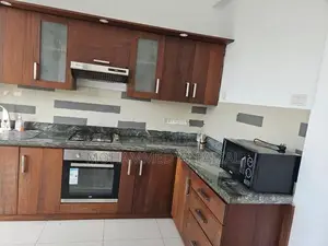 Apartment For Rent in Charlimend Road Wellawathe Colombo.06