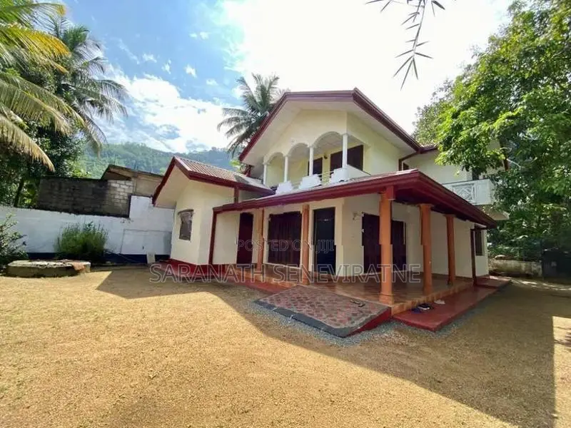 House For Sale in Ratnapura Kuruwita Millawitiya