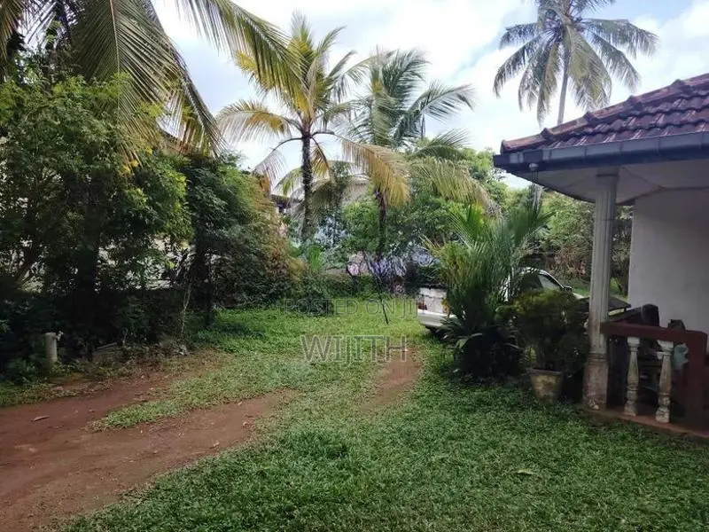 SUPAR LAND FOR SALE IN MAHARAGAMA PAMUNUWA
