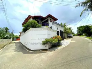 BRand-New Luxury House For Sale in Arawwala Maharagama 3500 SQFT