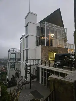 Luxury Hotel For Sale In Nuwaraeliya