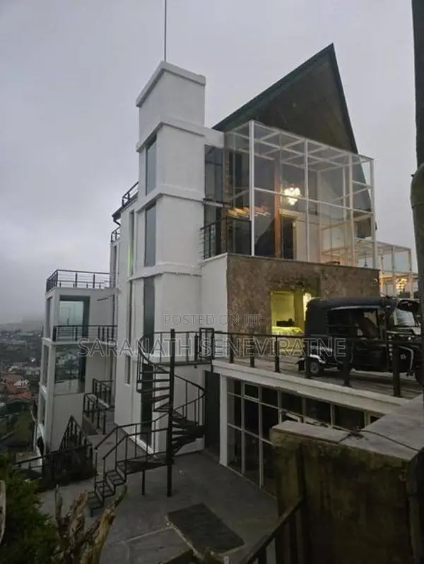 Luxury Hotel For Sale In Nuwaraeliya