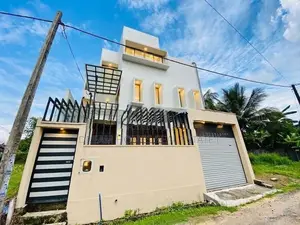 House for Sale – Athurugiriya