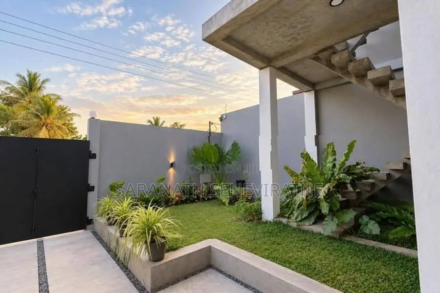 🏡 Brand New House for Sale – Ragama (Dambuwa)