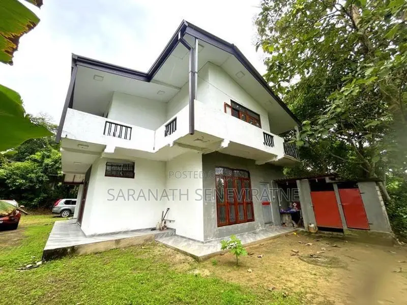 New House in Athurugiriya Bordering a Paddy Field