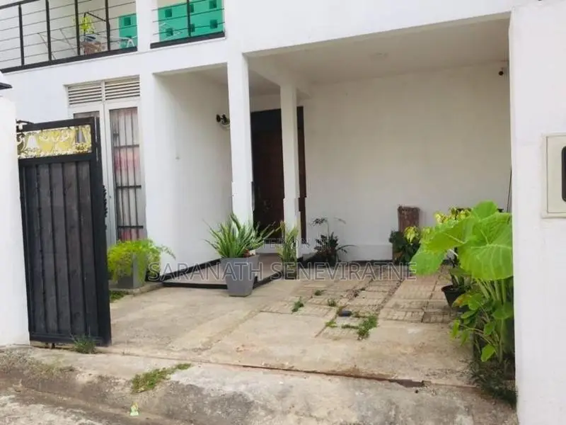 2 Storied House For Sale in Yakkala Gampaha Siyane uyana housing schem