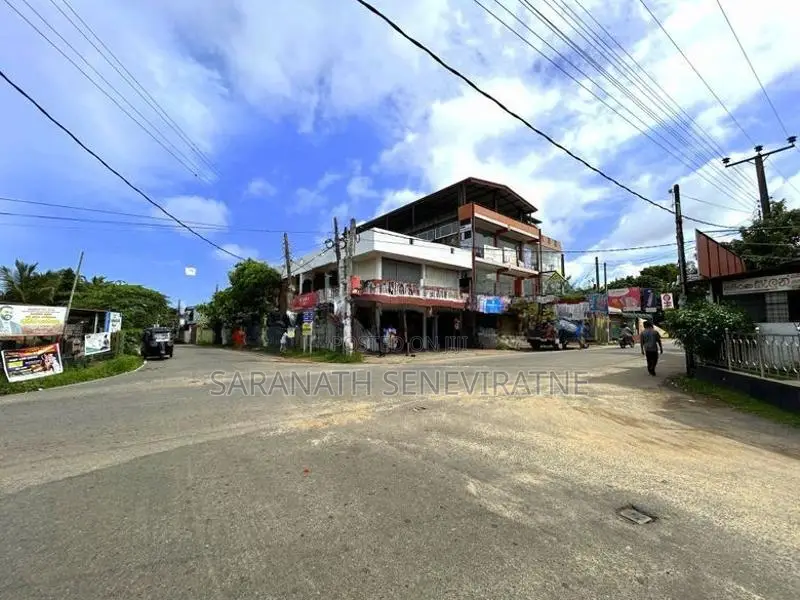 House For Land Value - PRICE REDUCED Kotegedara Junction Piliyandala