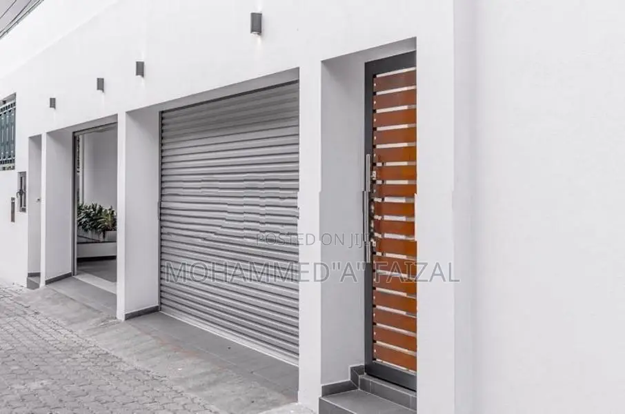 House For Sale in Wattarapola Road Mount Lavania