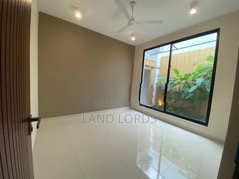 Brand New 4BR House in Quarry Road Dehiwala For Sale