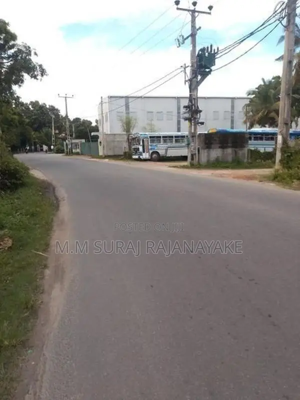 රද්දොලුව - මුතුවාඩිය පර්චස් 20ක්