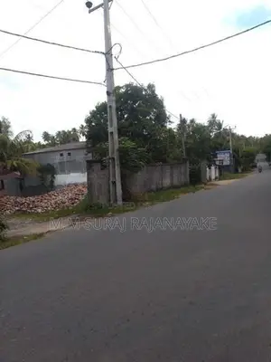 රද්දොලුව - මුතුවාඩිය පර්චස් 20ක්