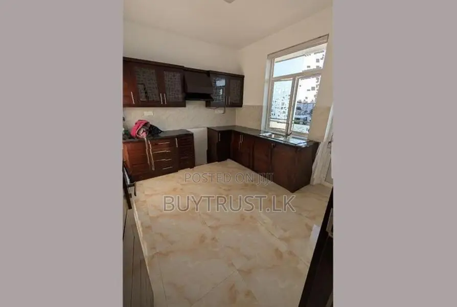 Apartment for sale in Dehiwala