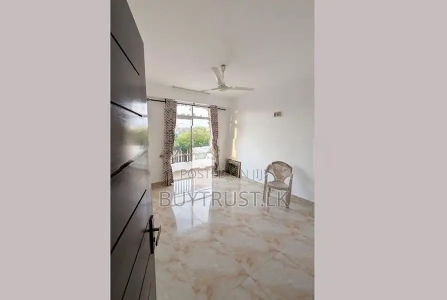Apartment for sale in Dehiwala