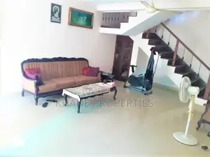 3 Bedrooms House for sale at Nugegoda (Udahamulla)