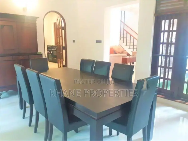 4 Bedrooms House for Sale at – Pitakotte