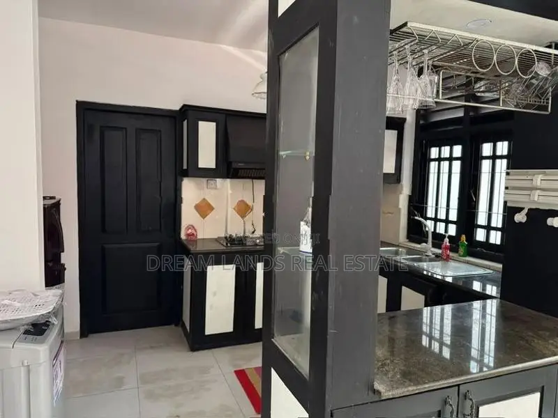 5BED HOUSE FOR RENT IN BATTARAMULLA WITH FURNITURE (SP1341)