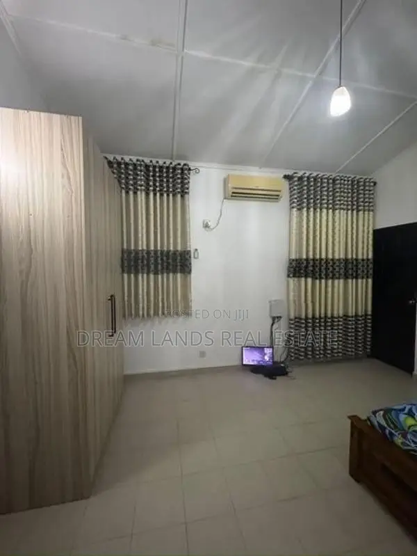 5BED HOUSE FOR RENT IN BATTARAMULLA WITH FURNITURE (SP1341)