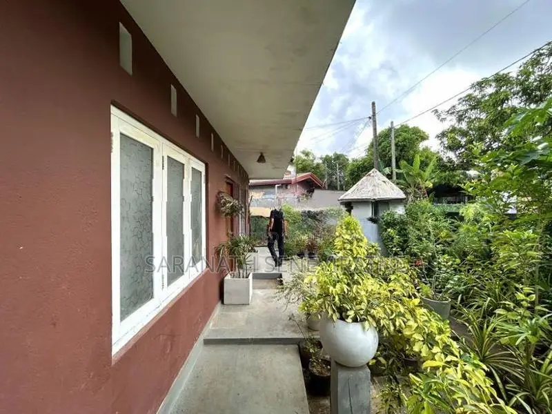 House For Land Value in 1st Lane Kandawala Mw Ratmalana