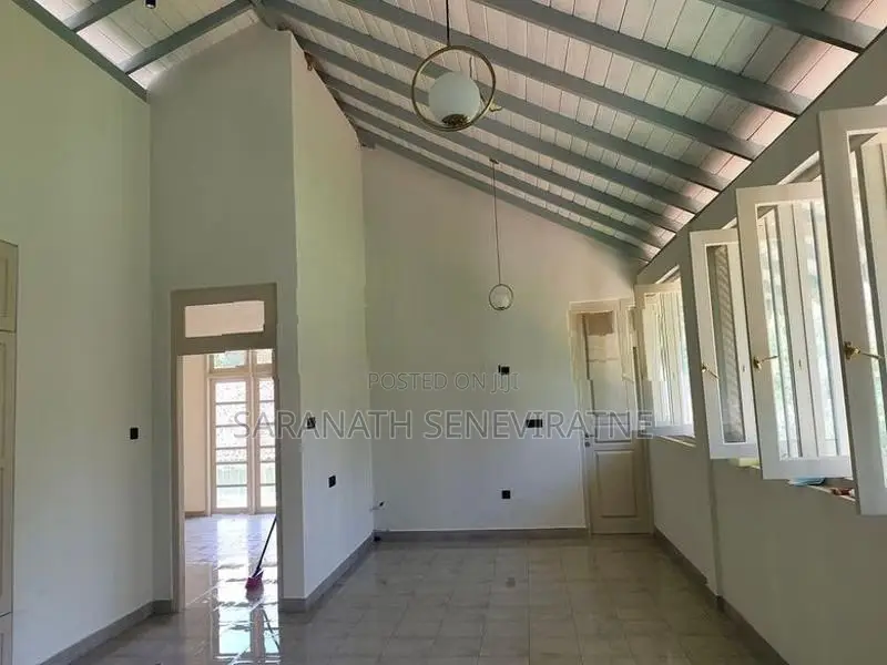 Villa for sale - Unawatuna , Galle