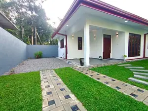 Brand-New House in Kesbewa SOS Rd