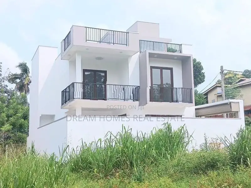 Brand New Two Storey Luxury House for Sale – Gorakapitiya