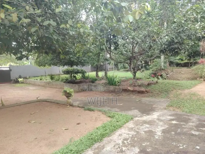 COMMERCIAL LAND FOR SALE FACING TO RATHNAPURA