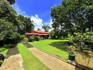 House For Sale in Peaceful Environment Meegoda Homagama Off Padukka Rd