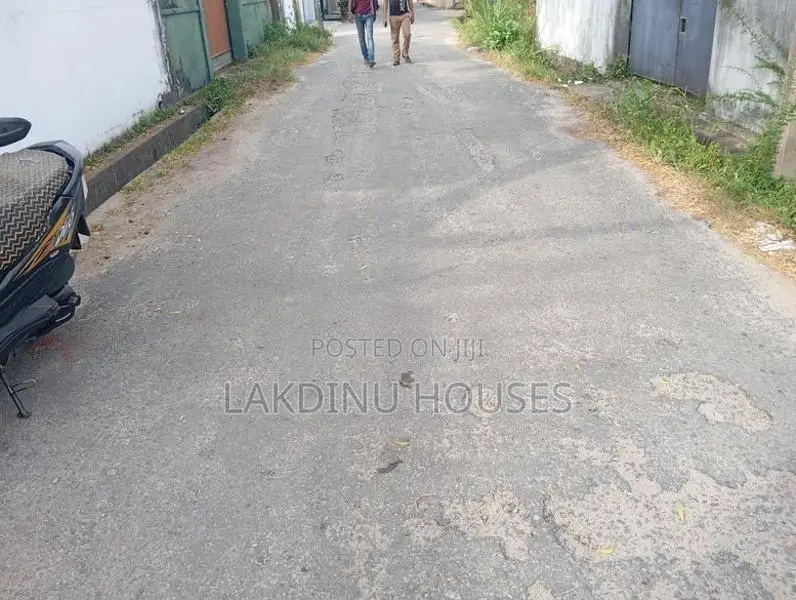 Land for sale in attidiya kawdana road