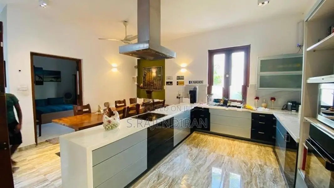 🏡 LUXURY SPACIOUS HOUSE FOR SALE – COLOMBO 06