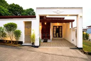 House For Sale - Kesbewa Kindelpitiya Off Bandaragama Rd Piliyandala