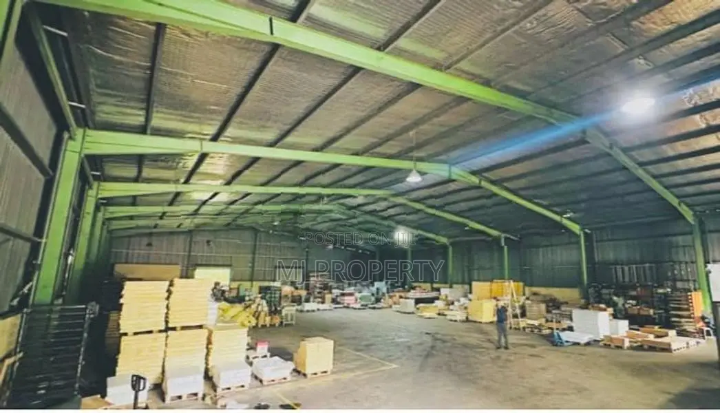 ( GC-1197) Valuable Commercial Warehouse Building Rent in Athurugiriya