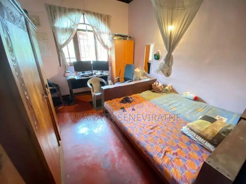 Single Story House in Talawathugoda Lumbini Mw - 500 m Away Hokandara 