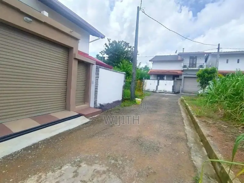 SUPAR LAND FOR SALE IN KOTTAWA MATTHAGODA SALGAS JUNTION
