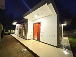 Brand-New House in Kalalgoda Talawathugoda - Ground Floor Completed
