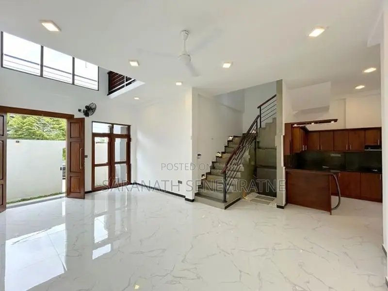 Brand-New Modern Box Type House - Piliyandala Off Gonamadiththa Rd