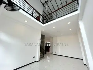 Brand-New Modern Box Type House - Piliyandala Off Gonamadiththa Rd