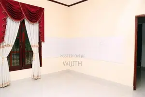 TWO STORY HOUSE FOR SALE IN PILIYANDALA MADAPATHA ROAD