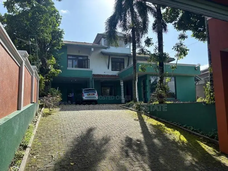Two story stand a lone house for rent kottawa
