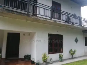 Panadura-Kurusa Junction 5 BR Two-Storey House + 34 P Land
