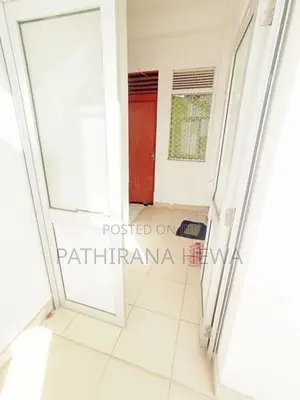Sharing Room For Rent (Girls) Maharagama