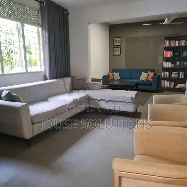 Ratmalana 5-Bedroom House