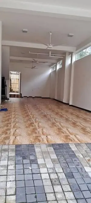 3 Story House Built in 4.2 Perch Land Extent - Kotte පිටකෝට්ටේ