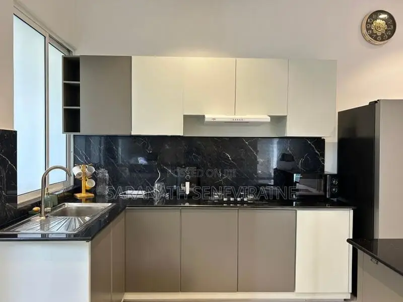 Brand-New Condition Modern House in Homagama