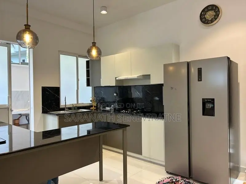 Brand-New Condition Modern House in Homagama
