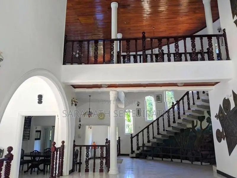 Kandy City Luxury Living - Colonial Type Home 5000 SQFT