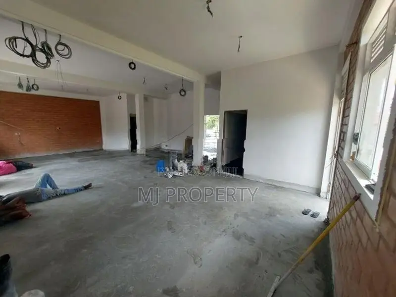 ( TC-1214) Valuable Commercial Shop Space Rent in Jayawardanapura