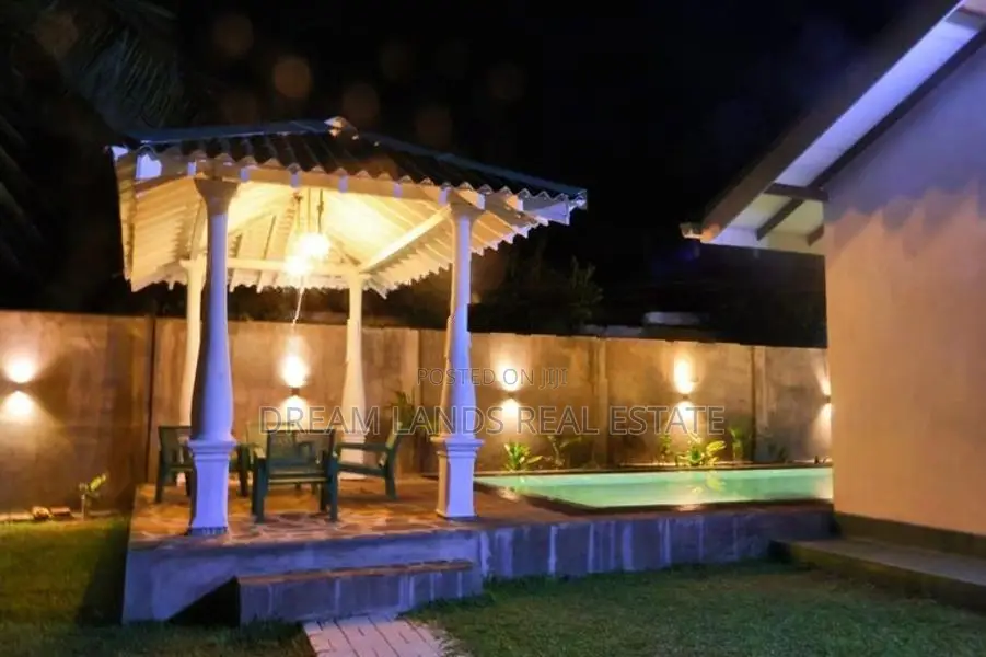COMMERCIAL VILLA FOR RENT IN NEGOMBO WITH FURNITURE (SP1353)
