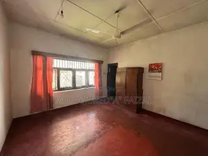 House For Sale in Anula Road Colombo.06