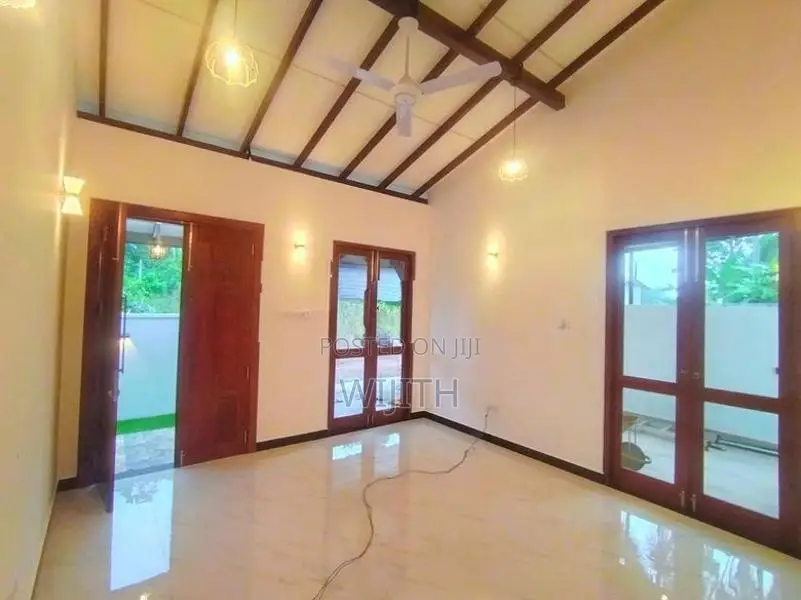 Brand New Single House For Sale In Kottawa Polgasoweta Road