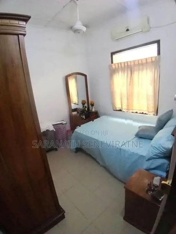 House in New Kolonnawa Road, Moragasmulla, Rajagiriya - 3 Perches